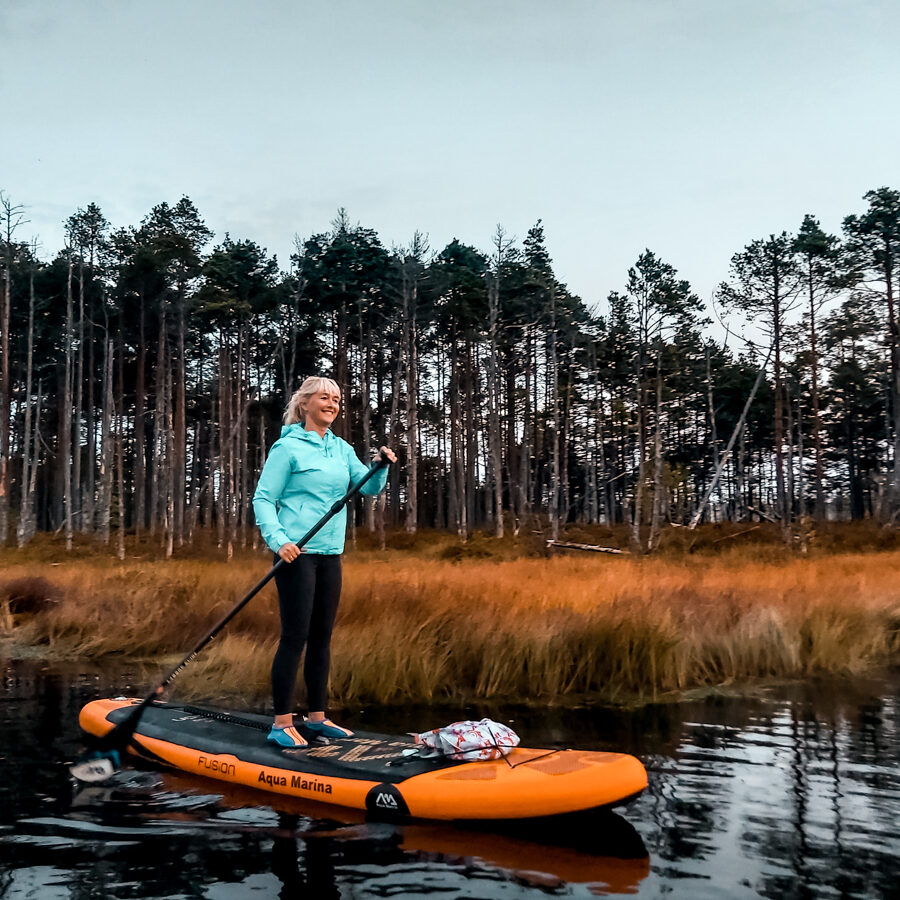 SUP sunrise in the swamp: Ķemeri bog – Piedzīvojums - saullēkts ar SUP Cenas tīrelī